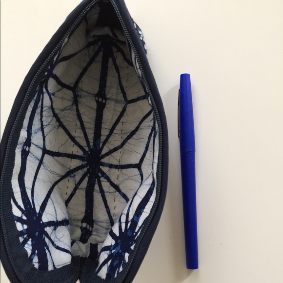 Beautiful Japanese cosmetic bag pencil case - Picture 3 of 6